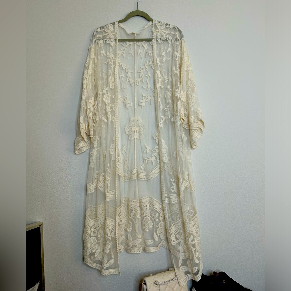NWOT- Adiva Lace Cardigan- size 3X- Color Cream